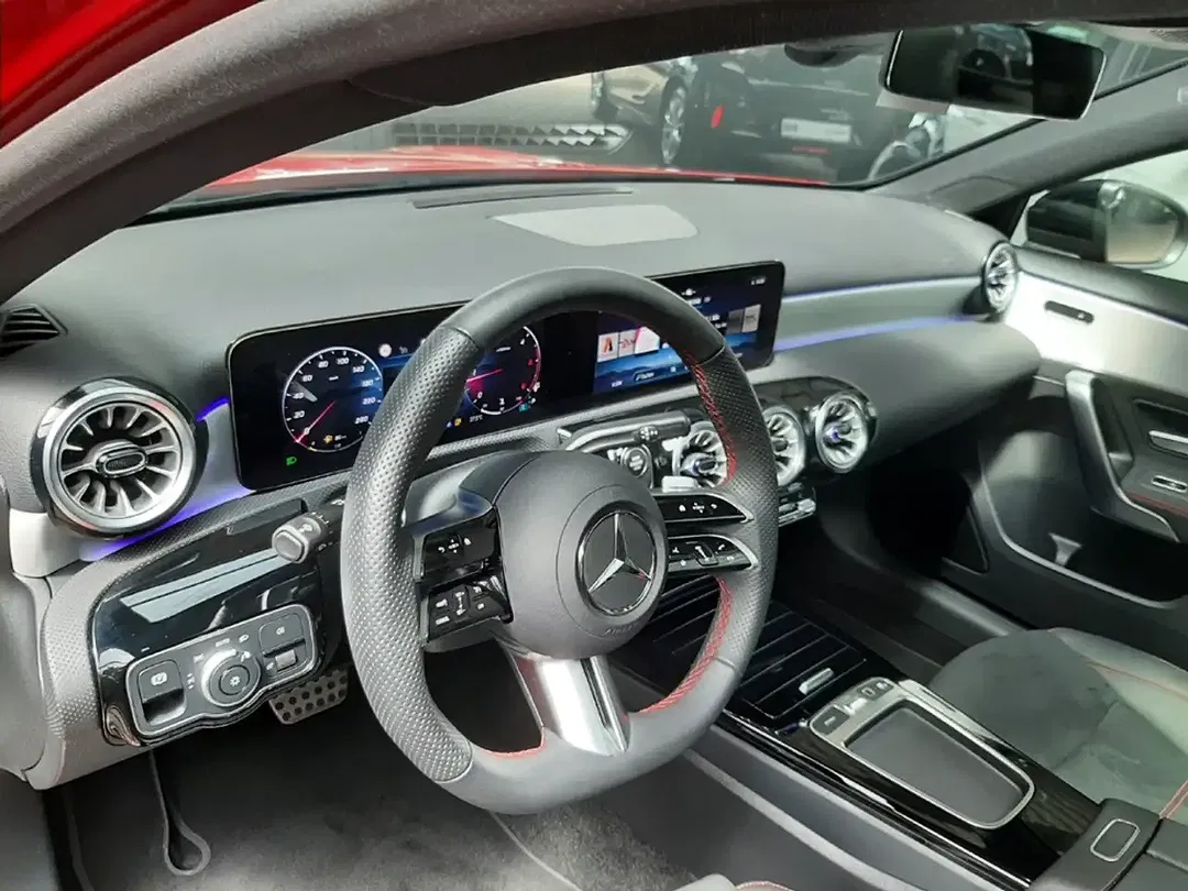 Mercedes-Benz A 180 - Thumbnail 6