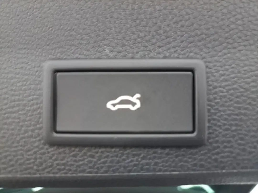 SEAT Ateca - Thumbnail 8