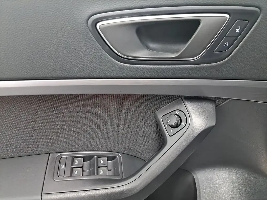 SEAT Ateca - Thumbnail 9