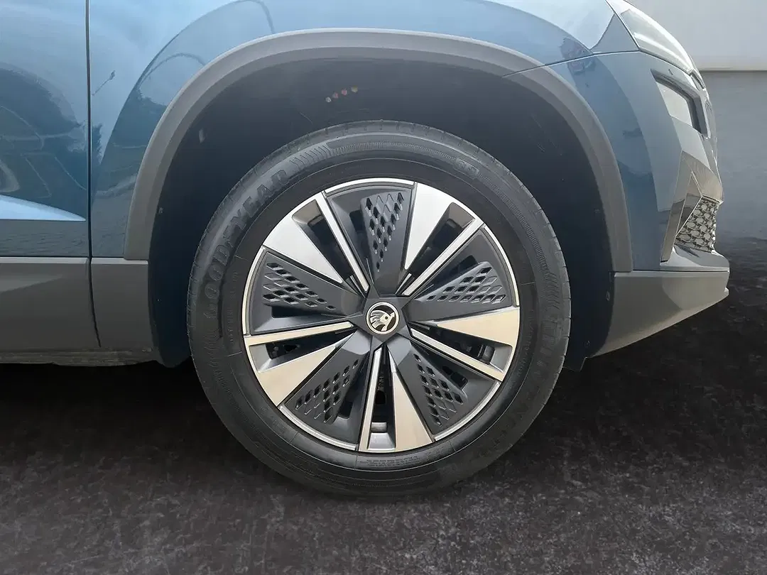 Skoda Karoq - Thumbnail 15