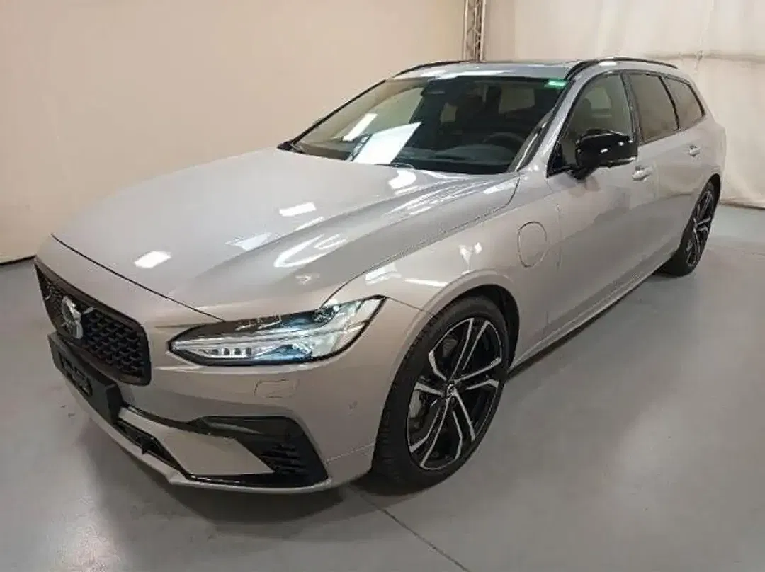 Volvo V90 T8 PHEV Hybrid AWD Ultra Dark - foto 1