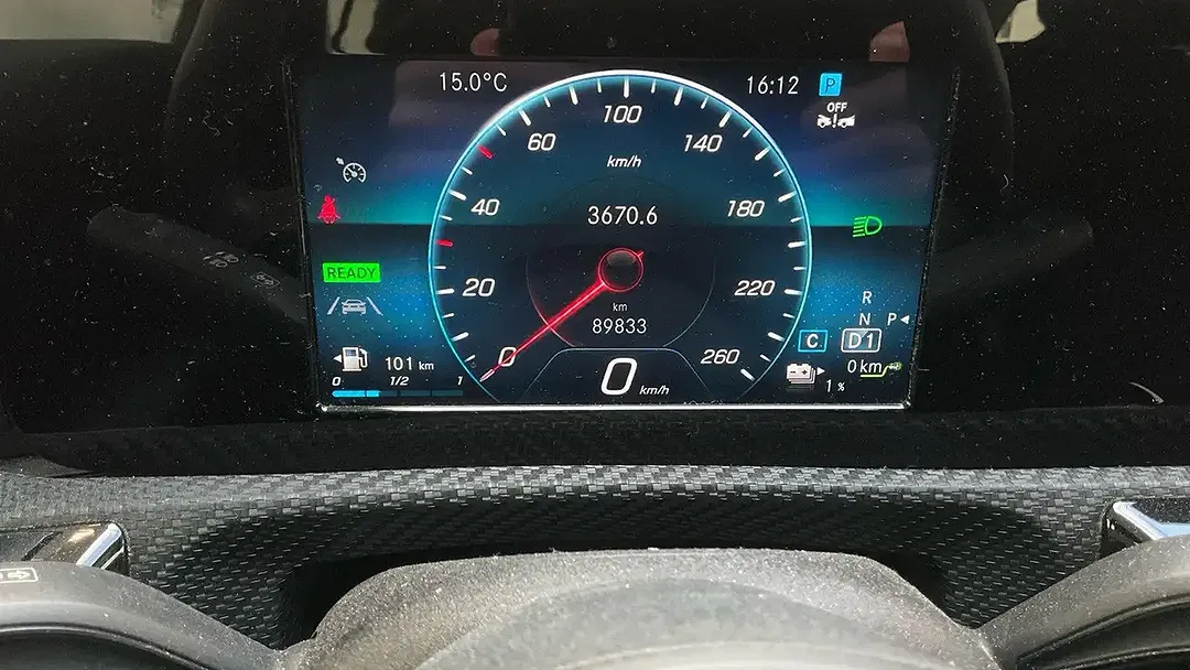 Mercedes-Benz CLA 250 - Thumbnail 11