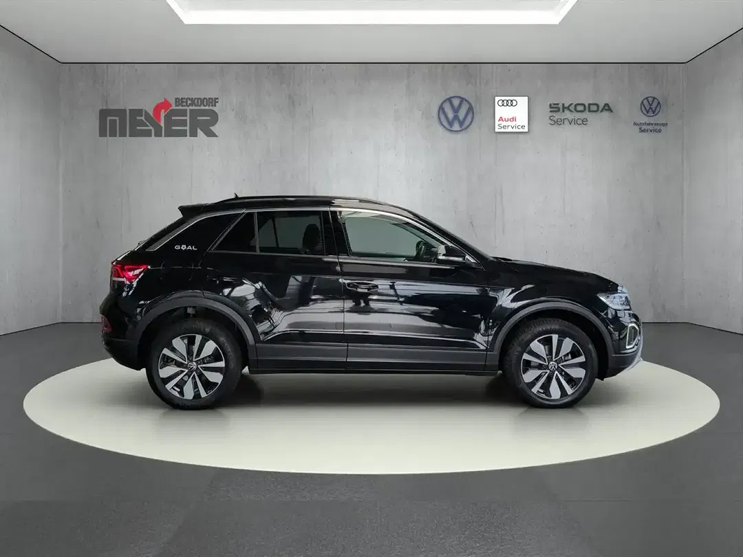 Volkswagen T-Roc - Thumbnail 6