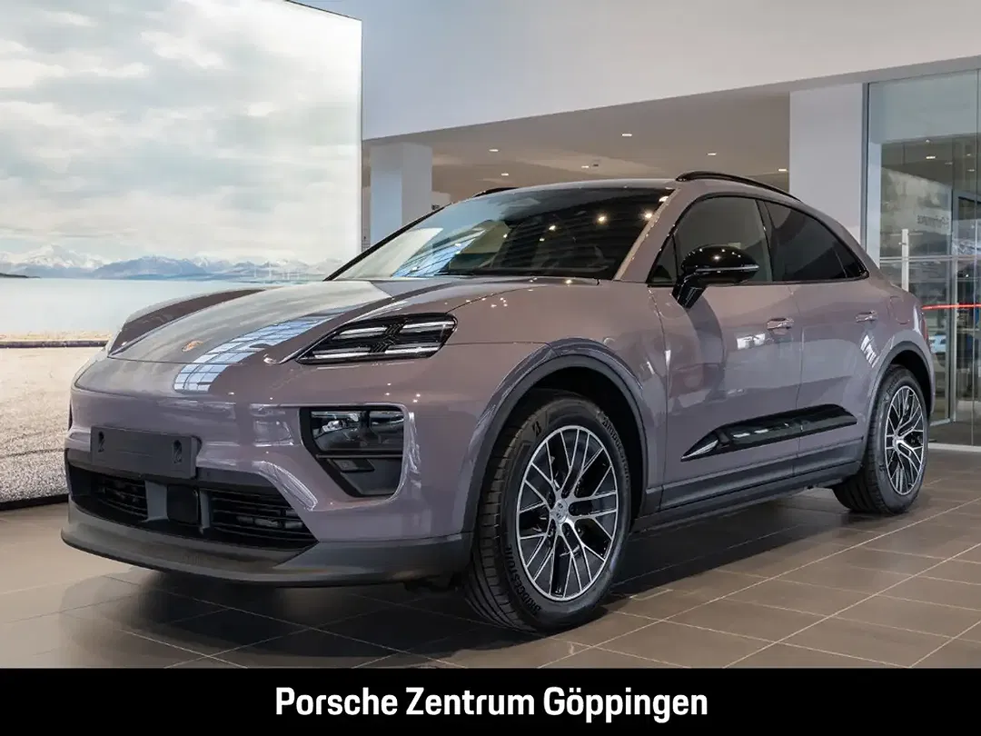 Porsche Macan - Thumbnail 1