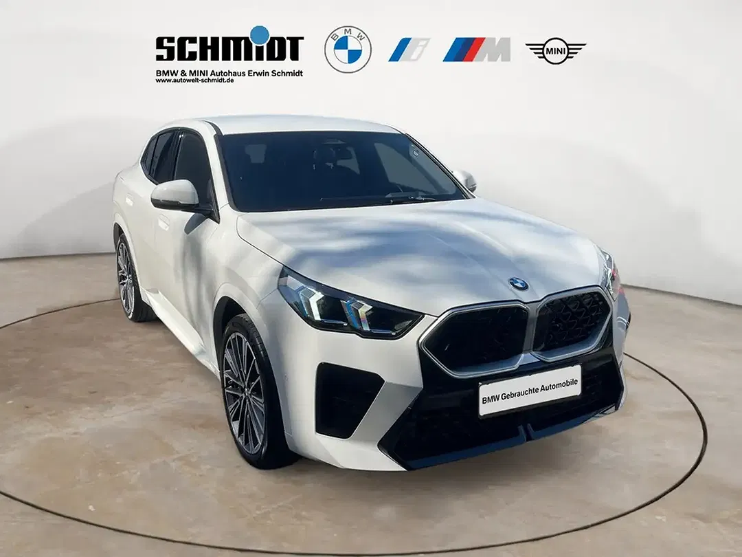 BMW X2 - Thumbnail 6