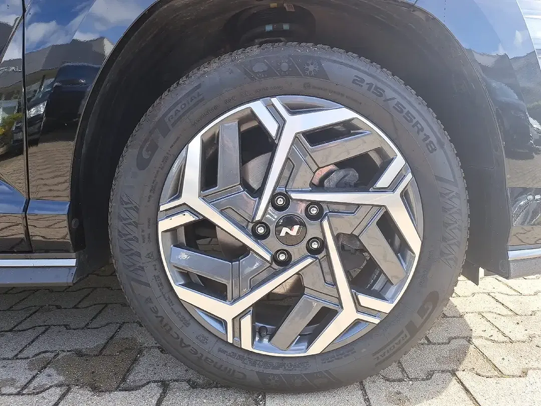 Hyundai KONA - Thumbnail 1