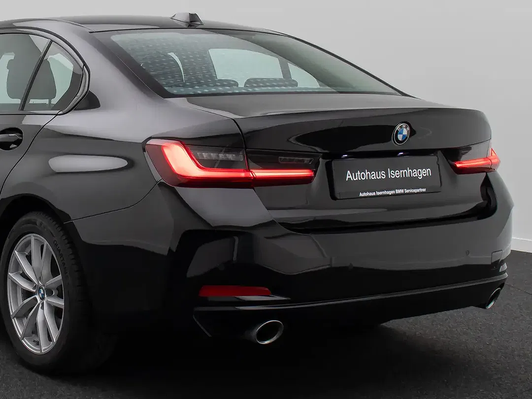 BMW 318 - Thumbnail 14