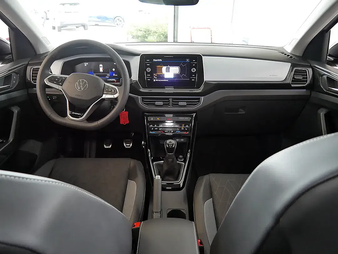 Volkswagen T-Cross - Thumbnail 10