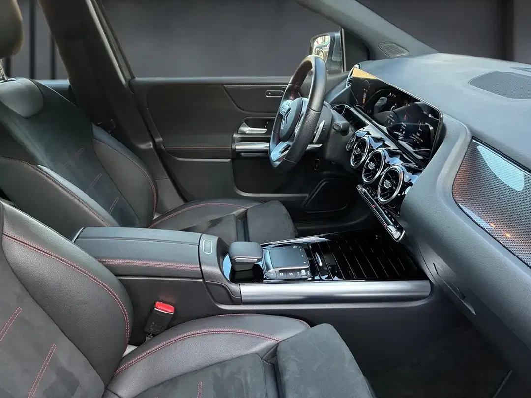 Mercedes-Benz B 180 - Thumbnail 15