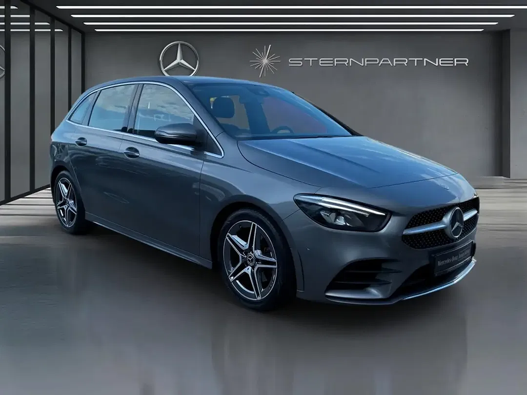 Mercedes-Benz B 180 - Thumbnail 18