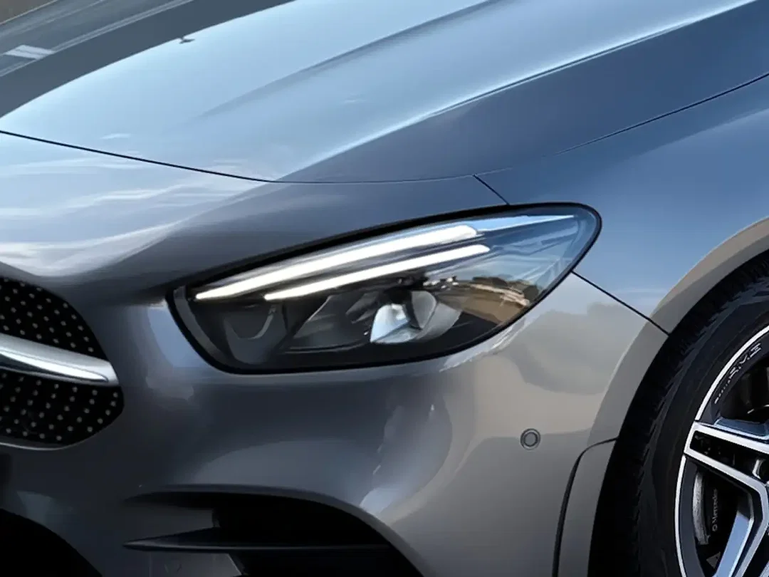 Mercedes-Benz B 180 - Afbeelding 1