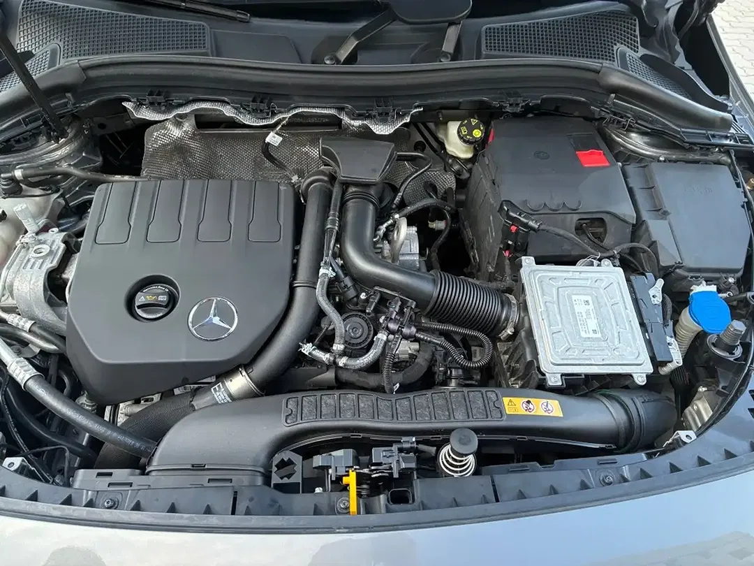 Mercedes-Benz B 180 - Thumbnail 3