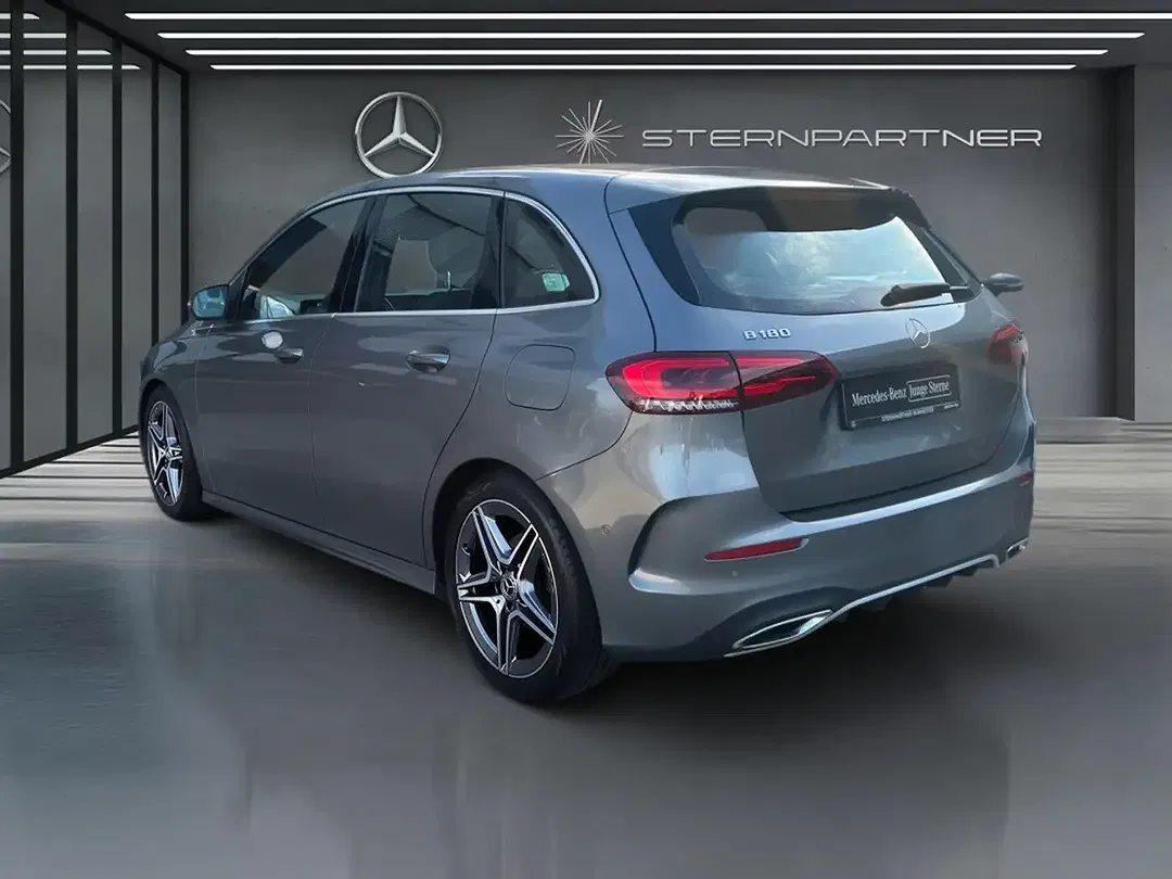 Mercedes-Benz B 180 - Thumbnail 7