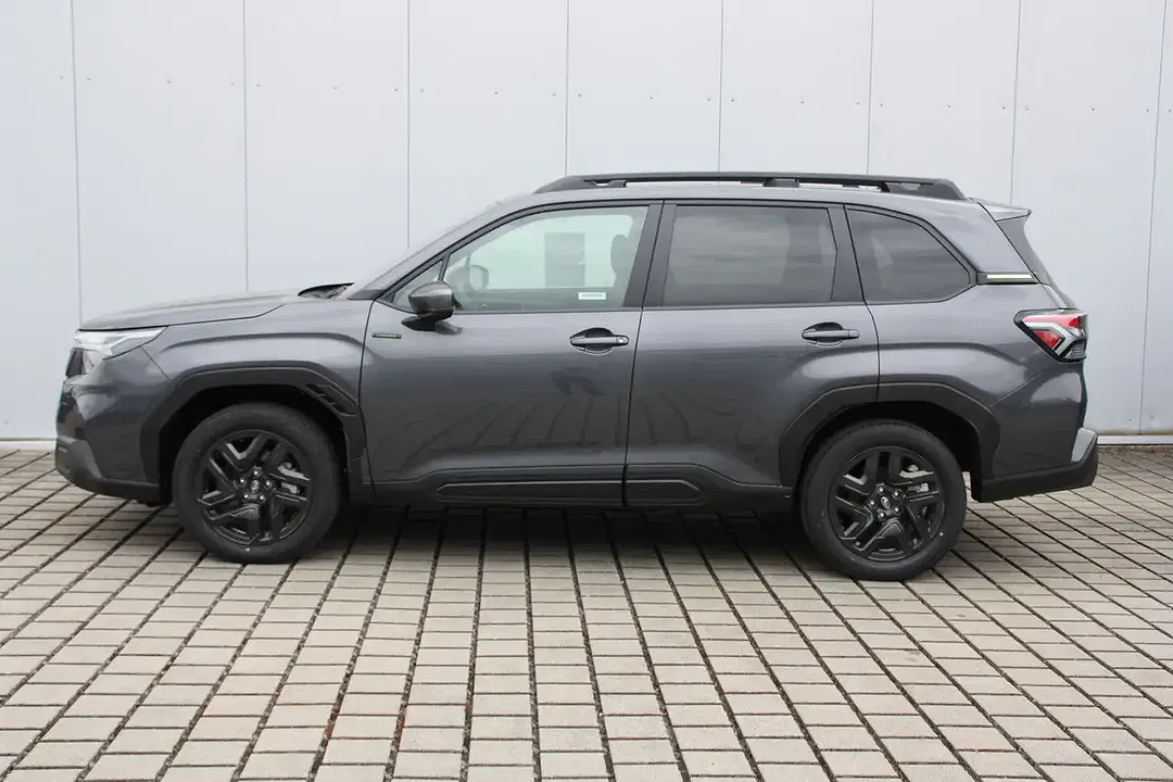 Subaru Forester - Thumbnail 3