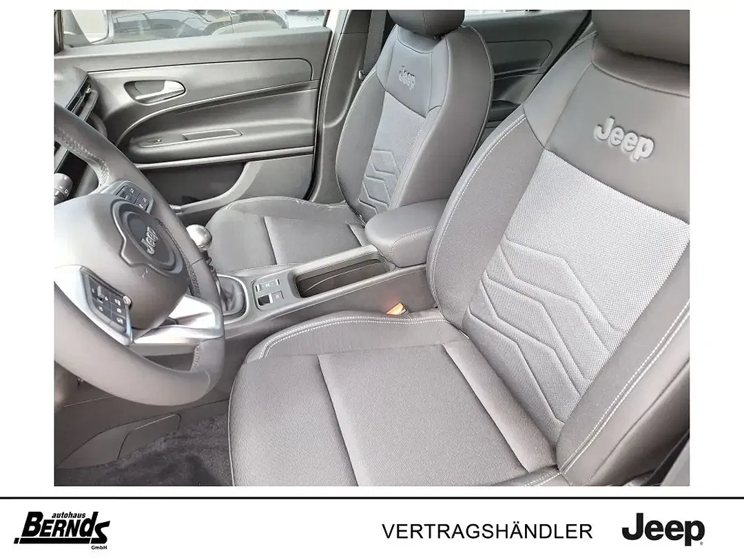 Jeep Avenger - Thumbnail 7