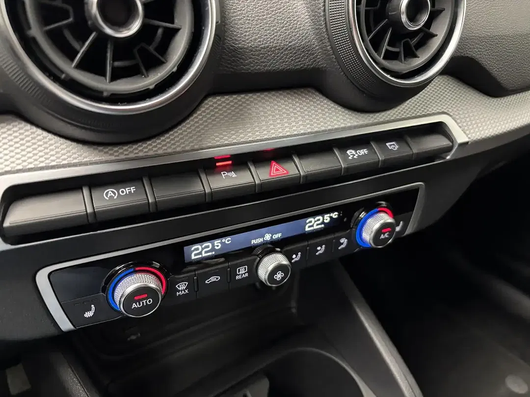 Audi Q2 - Thumbnail 12