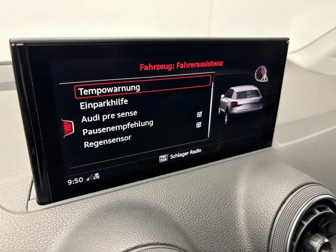 Audi Q2 - Thumbnail 13