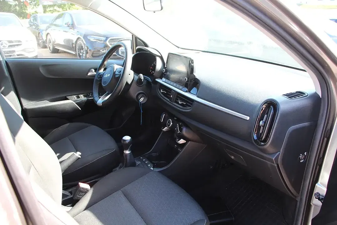 Kia Picanto - Thumbnail 10