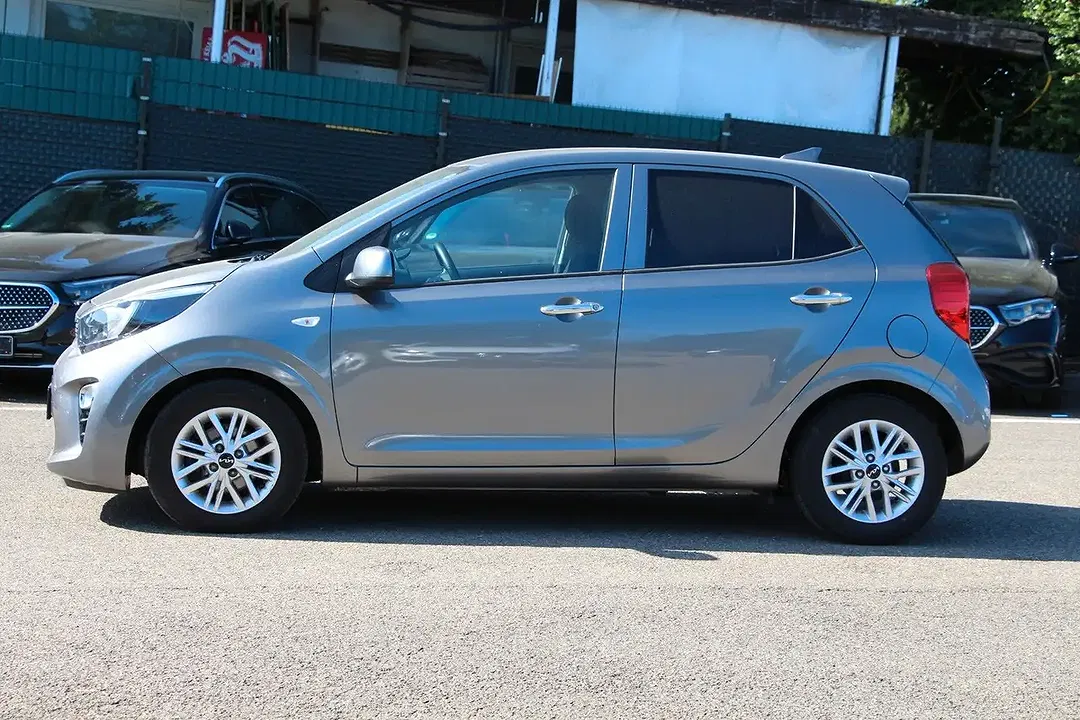 Kia Picanto - Thumbnail 4
