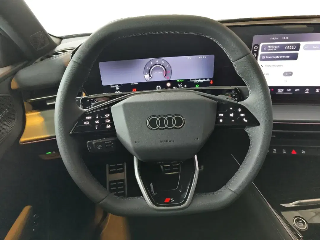 Audi Q3 - Thumbnail 8