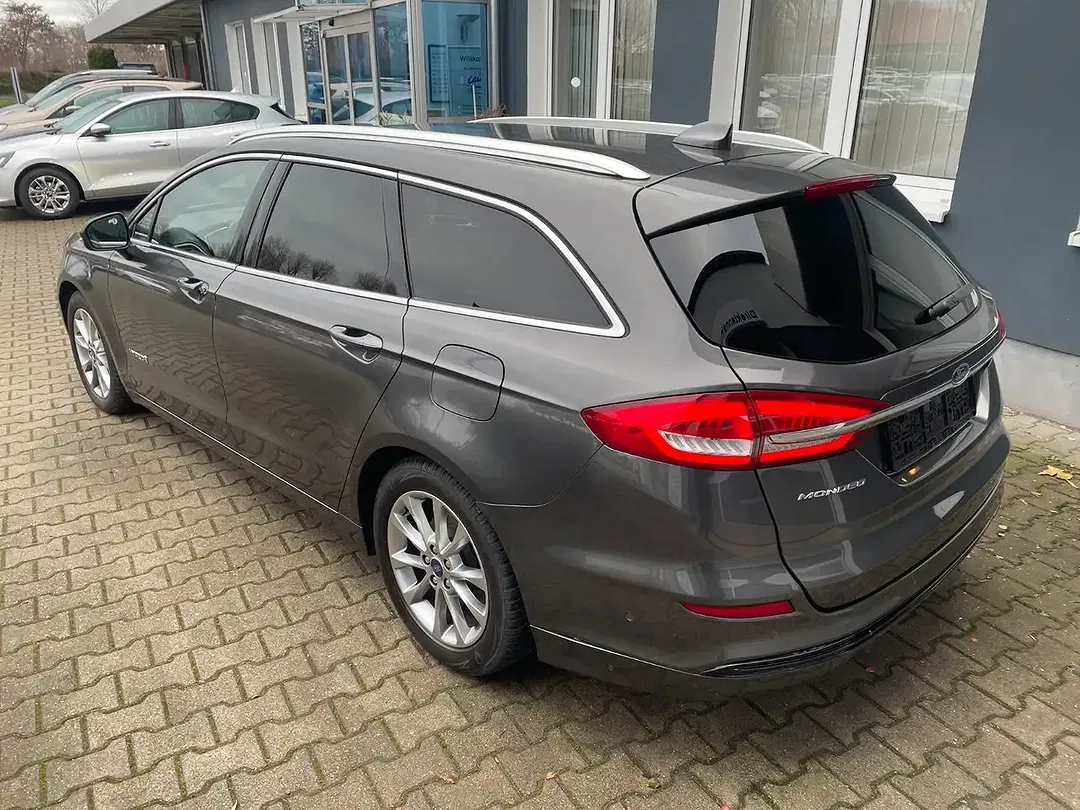 Ford Mondeo - Thumbnail 4