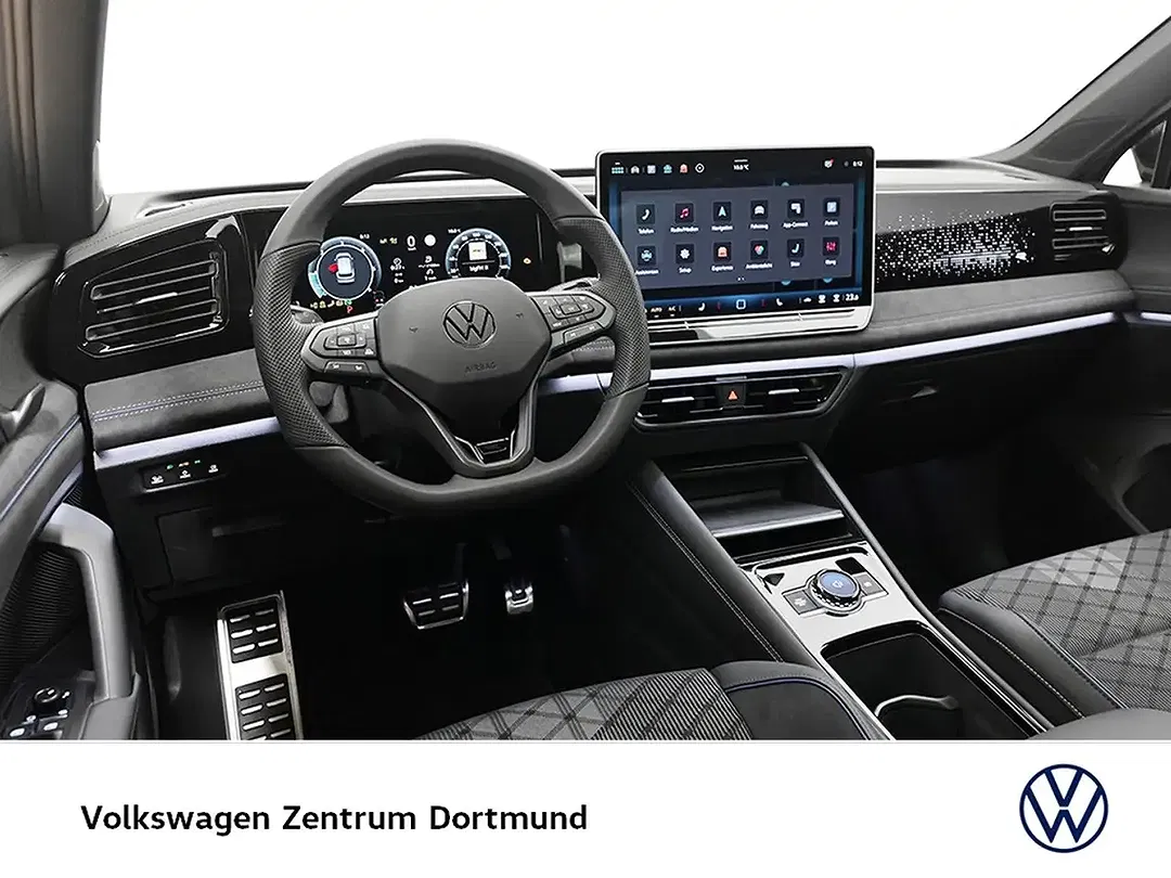 Volkswagen Tiguan - Thumbnail 13
