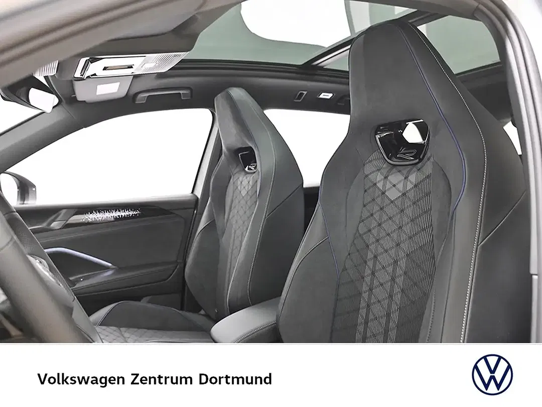 Volkswagen Tiguan - Thumbnail 9
