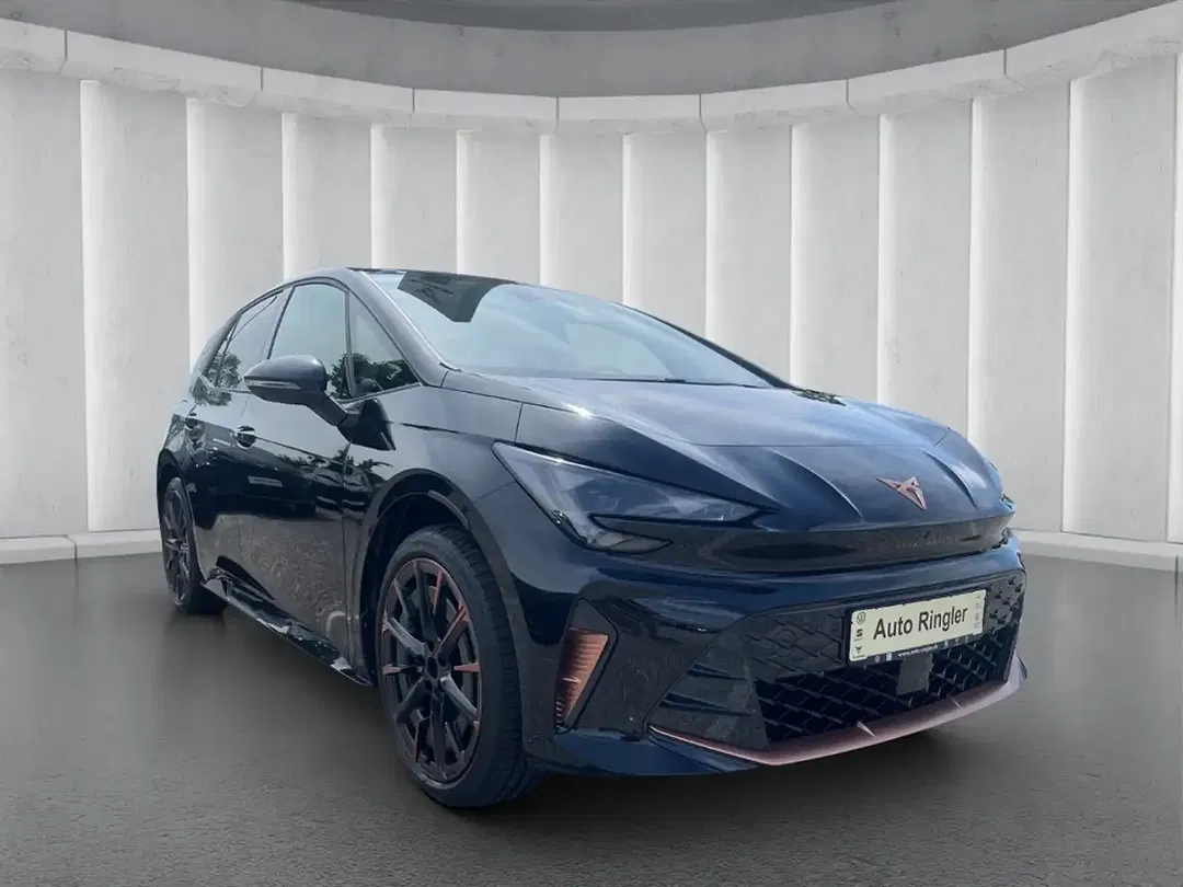 CUPRA Born - Thumbnail 1