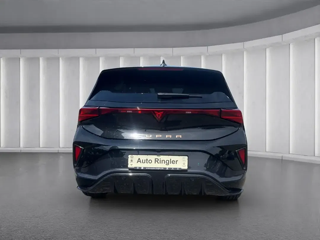CUPRA Born - Thumbnail 4