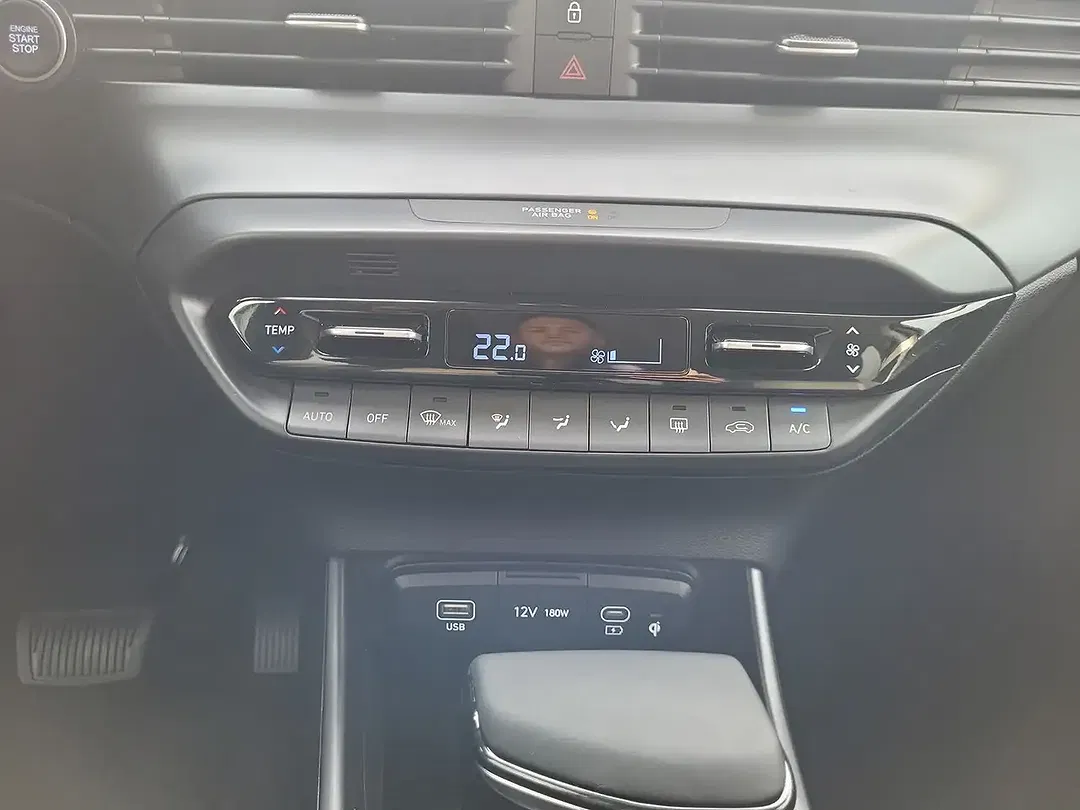 Hyundai i20 - Thumbnail 14
