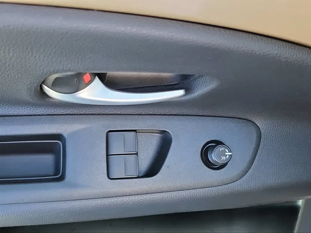 Toyota Aygo X - Thumbnail 10