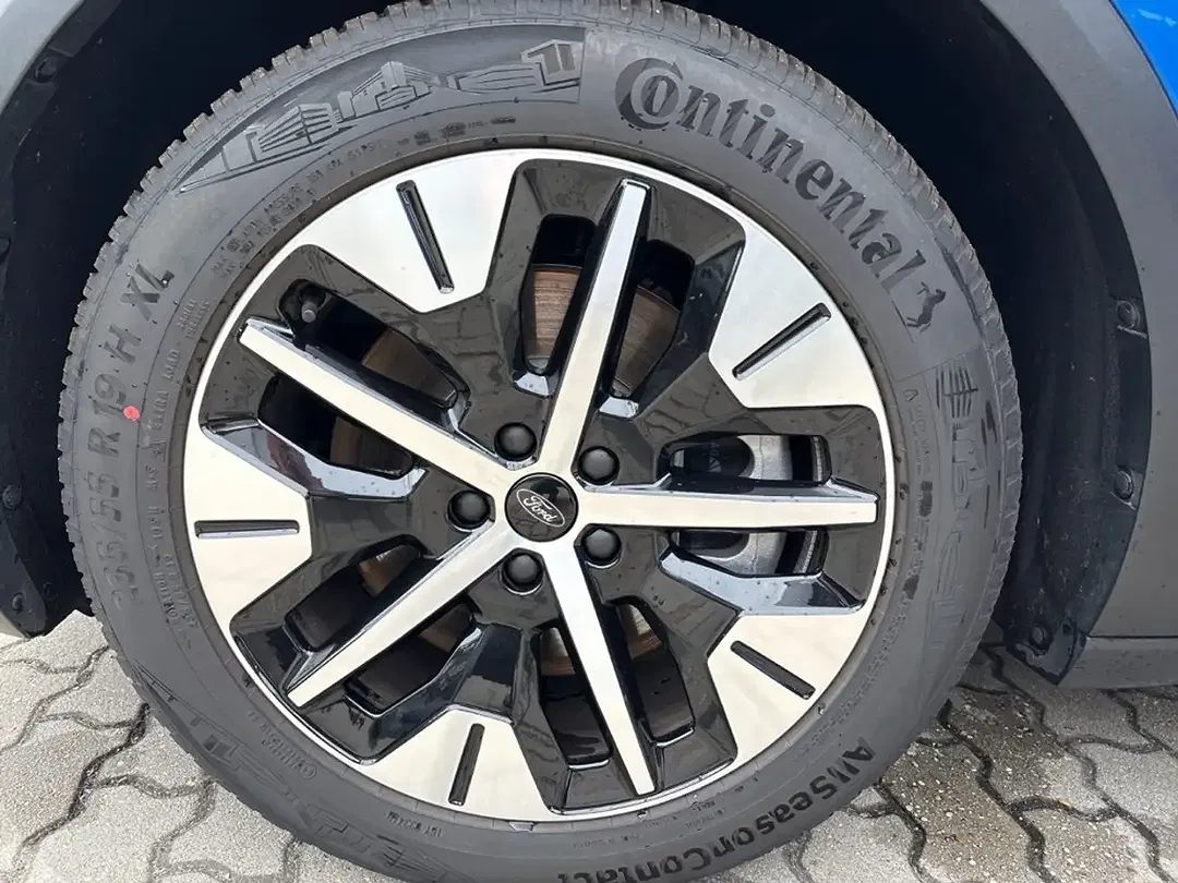 Ford Explorer - foto 15