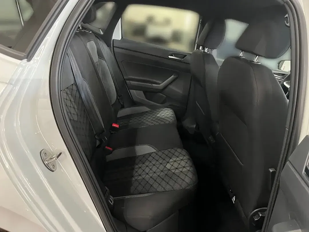 Volkswagen Polo 1.0 TSI R-Line - foto 14