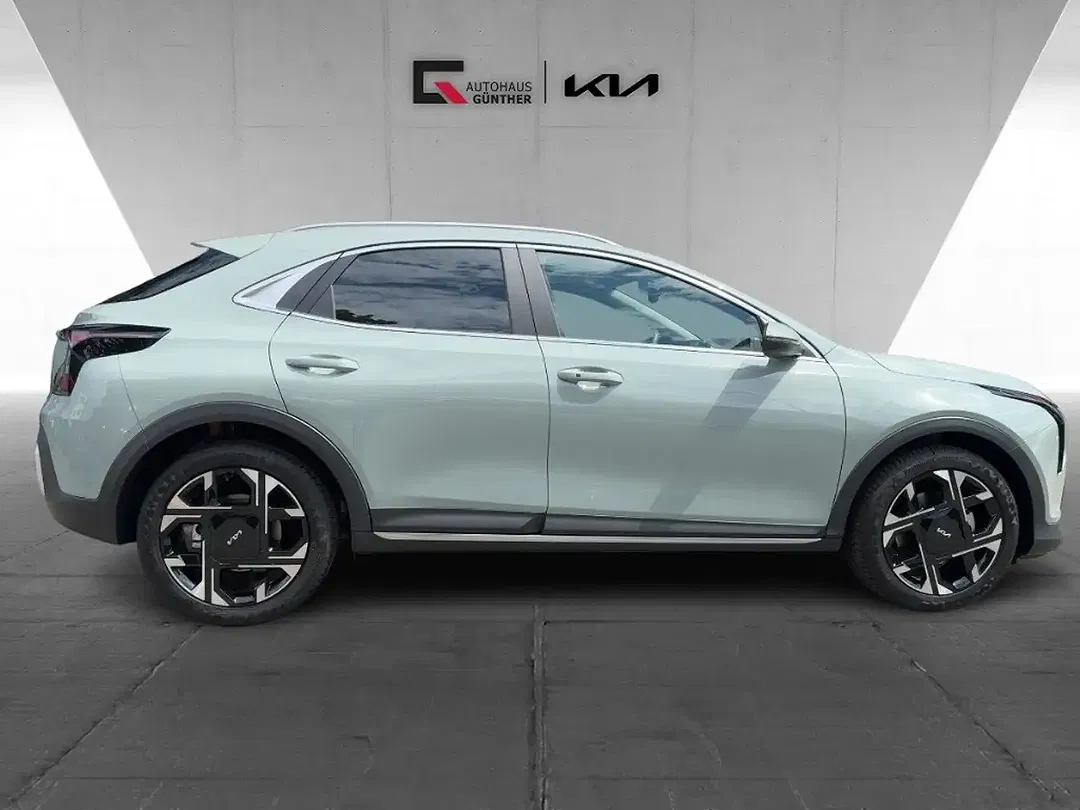 Kia XCeed - Thumbnail 4