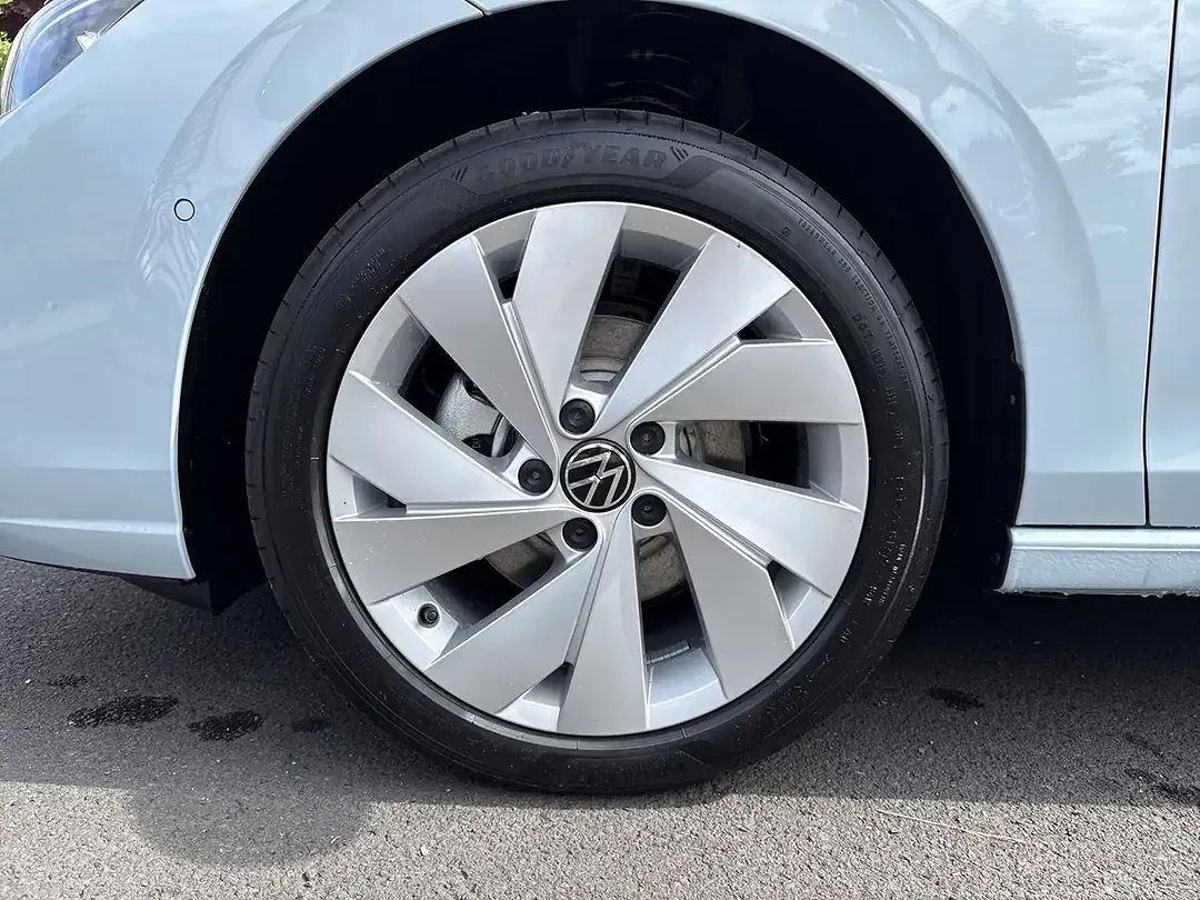 Volkswagen Golf - Thumbnail 7