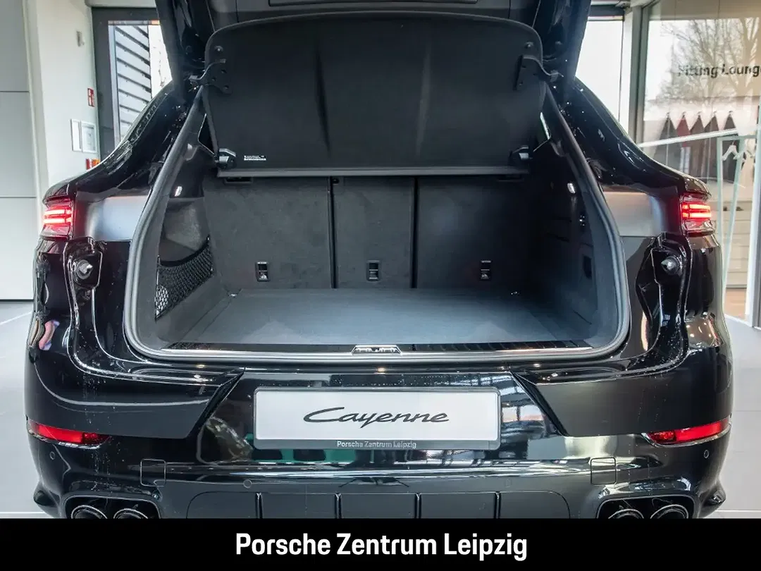 Porsche Cayenne - Thumbnail 12