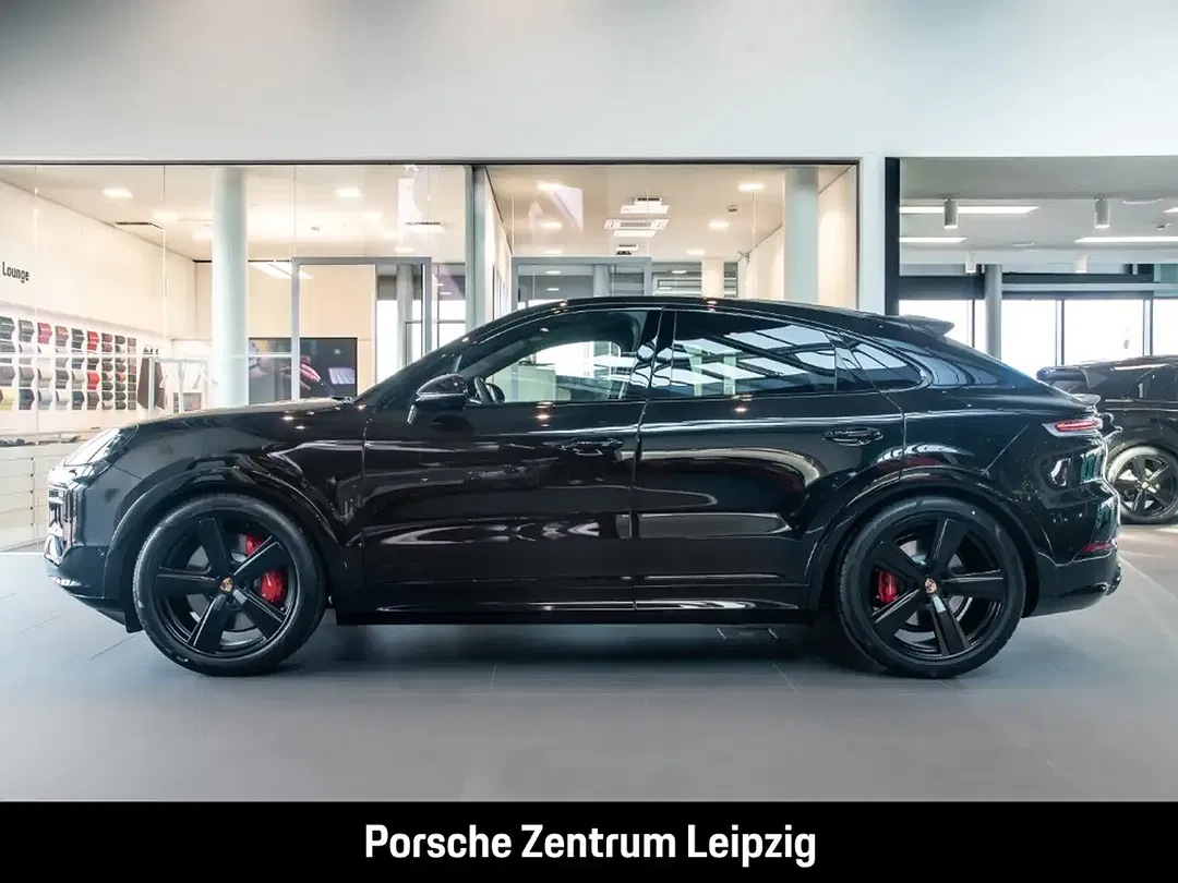 Porsche Cayenne - Thumbnail 2