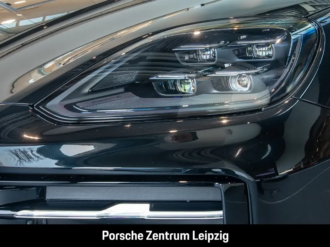Porsche Cayenne - Thumbnail 9