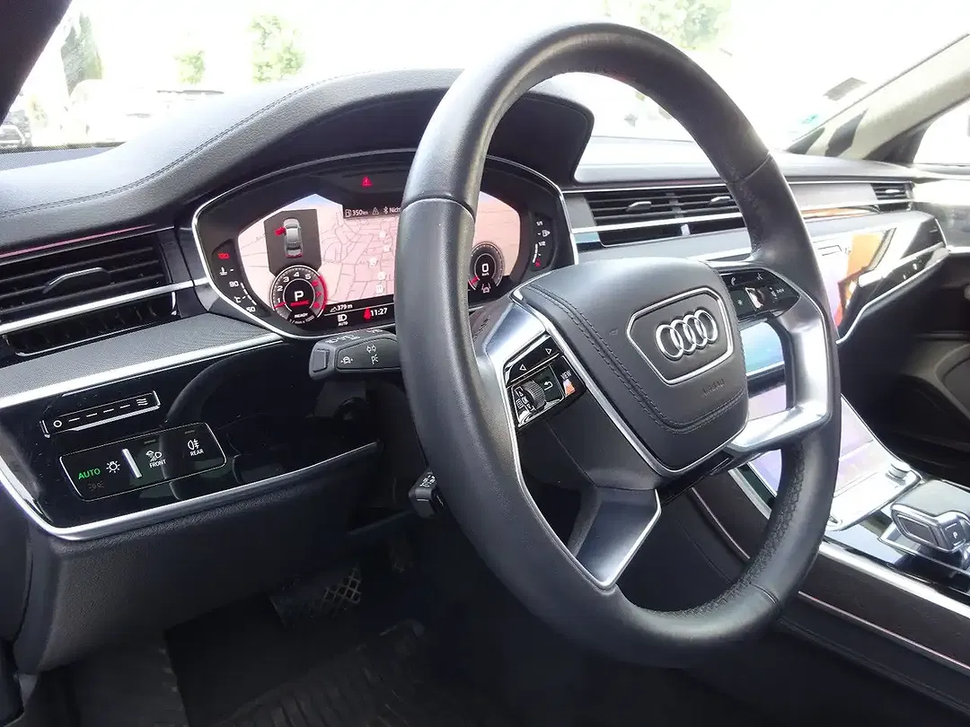 Audi A8 - Thumbnail 13