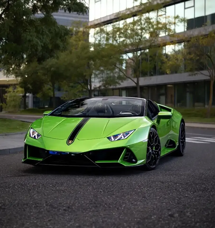Lamborghini Huracán - Thumbnail 3