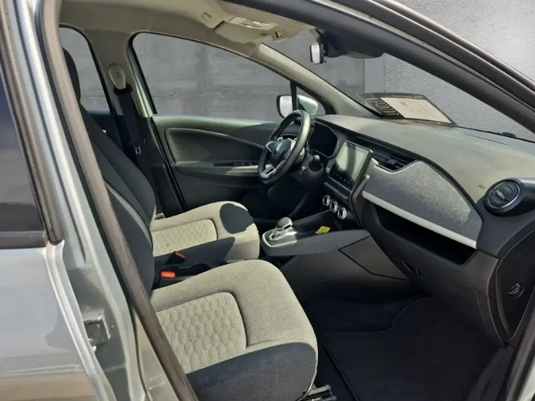 Renault ZOE - Thumbnail 7