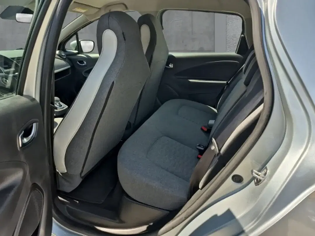 Renault ZOE - Thumbnail 5