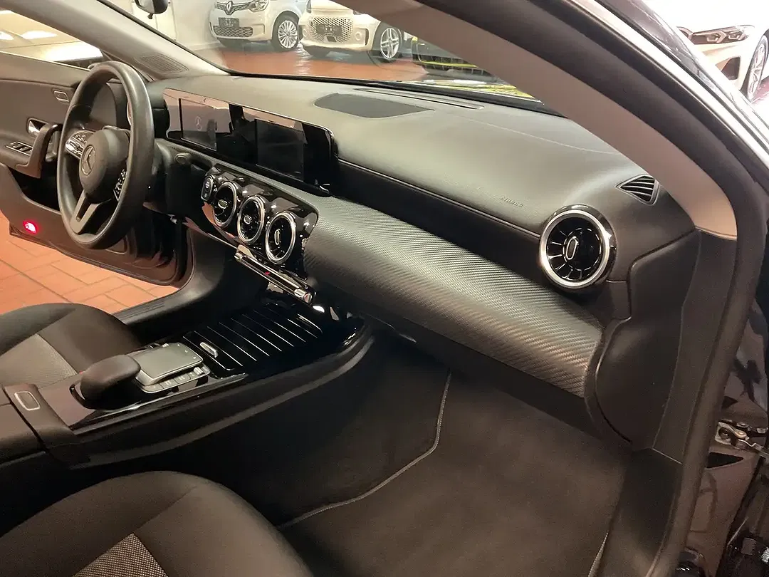 Mercedes-Benz CLA 180 - Thumbnail 7