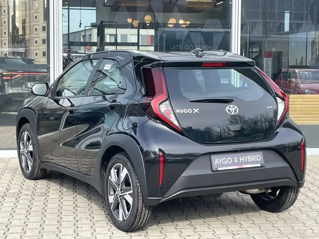Toyota Aygo X - Thumbnail 5