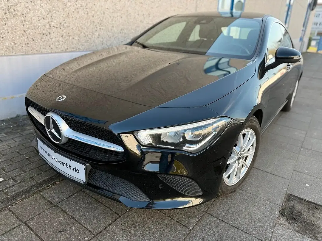 Mercedes-Benz CLA 180 - foto 2