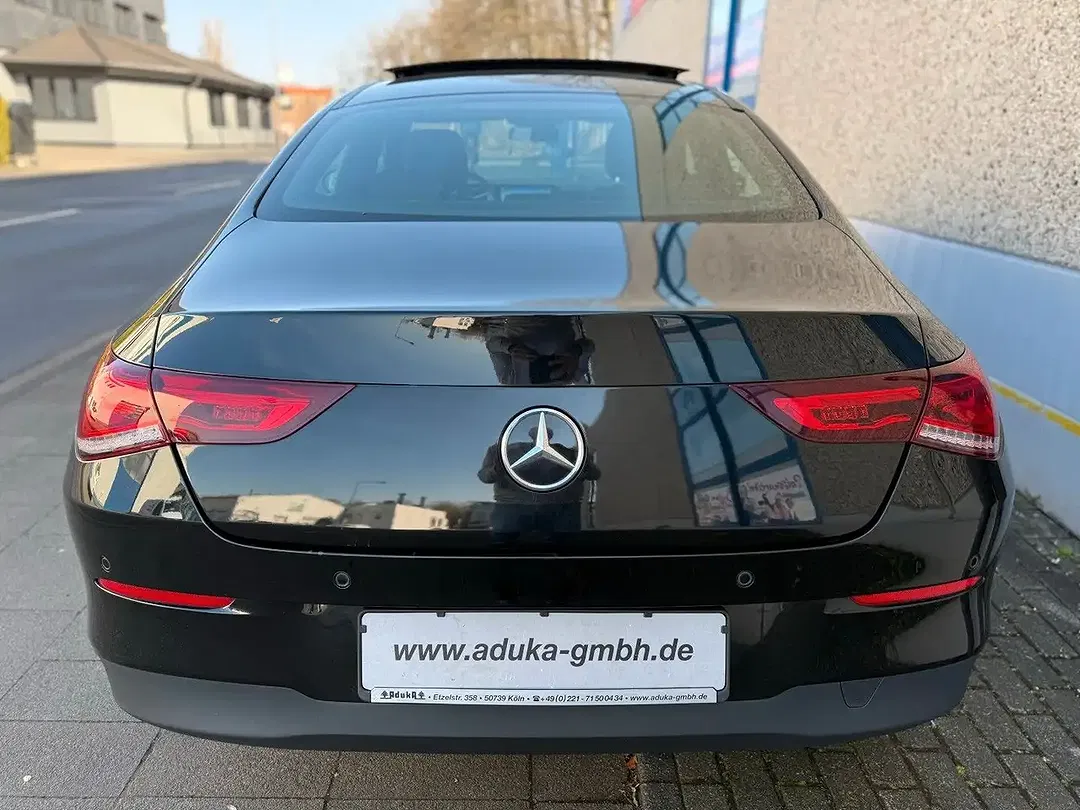 Mercedes-Benz CLA 180 - Thumbnail 4