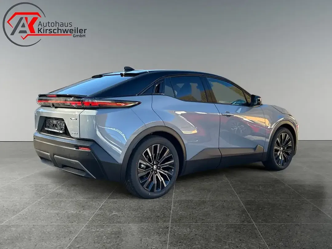 Toyota C-HR - Thumbnail 5