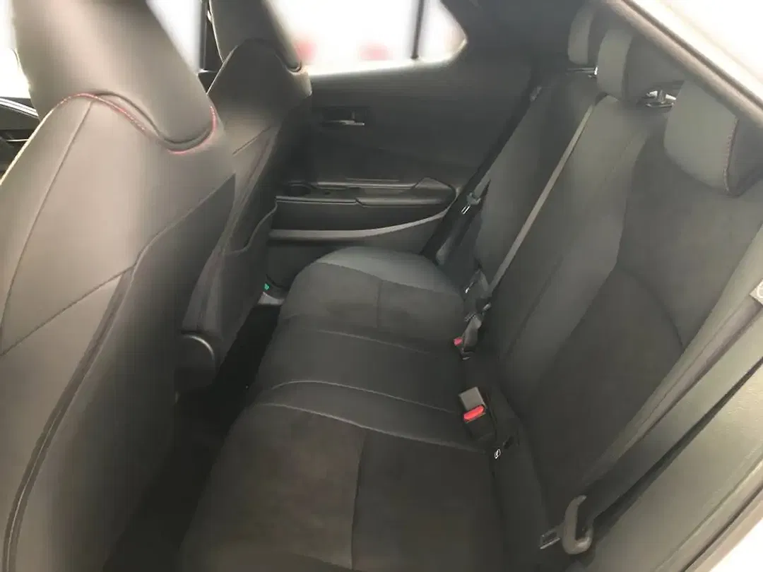 Toyota C-HR - Thumbnail 16