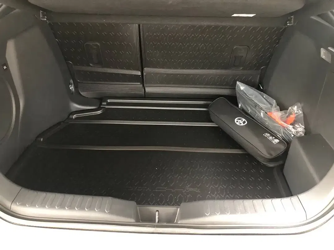 Toyota C-HR - Thumbnail 17