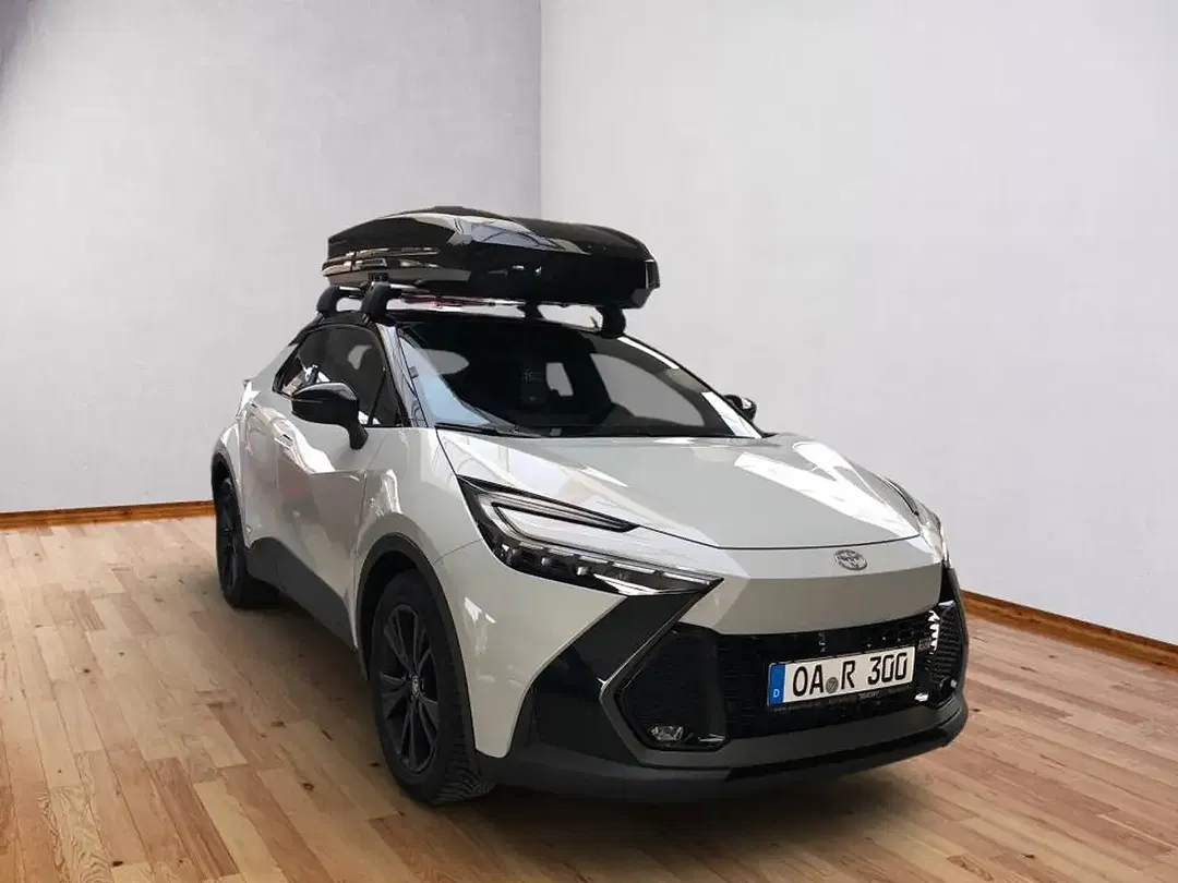 Toyota C-HR - Thumbnail 6